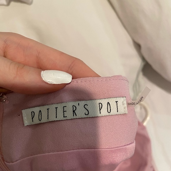 pink skirt NEVER WORN - Picture 3 of 3